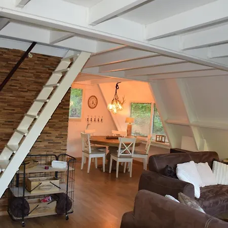 The Forest Chalet 木屋
